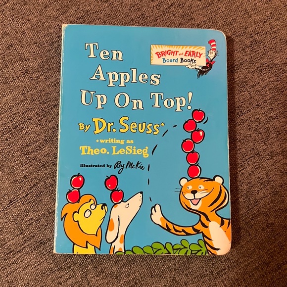 ✨4 FOR $15✨ TEN APPLES ON TOP - Picture 1 of 3